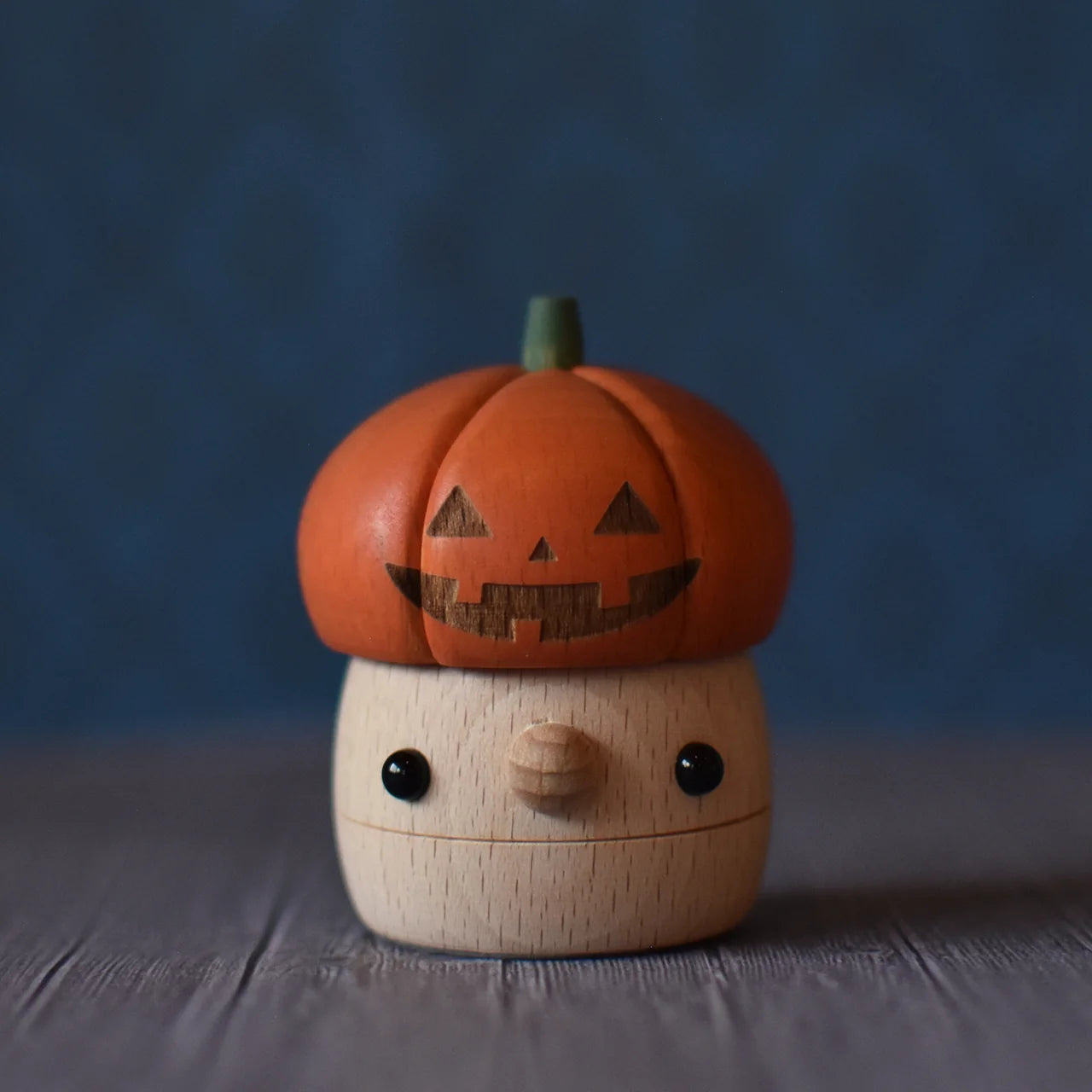 Comomg Donguri Lantern Orange Limited Edition