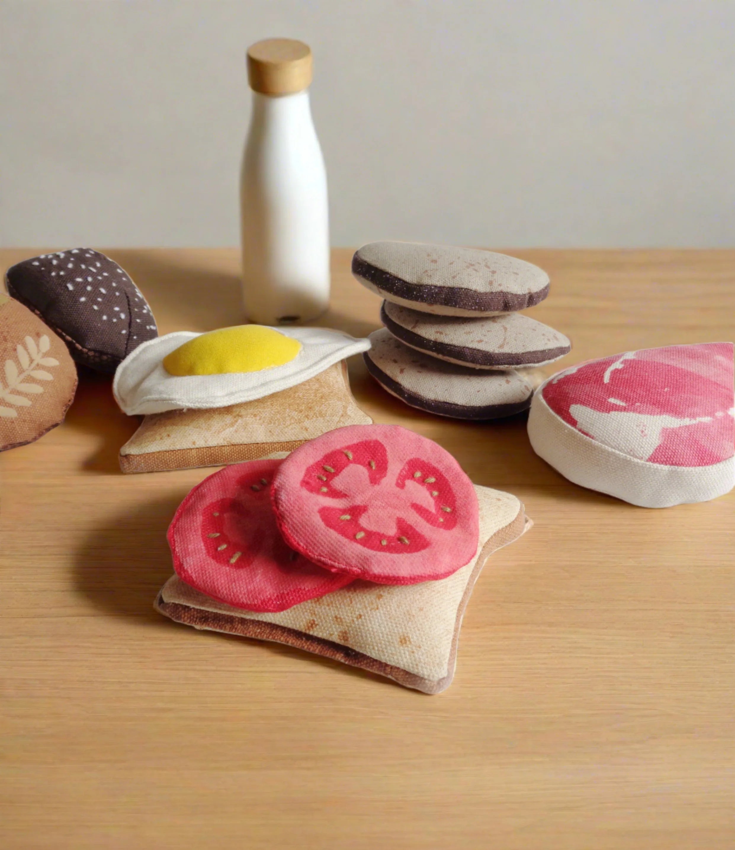 Tomato (2 pcs) | Pretend Play image 1