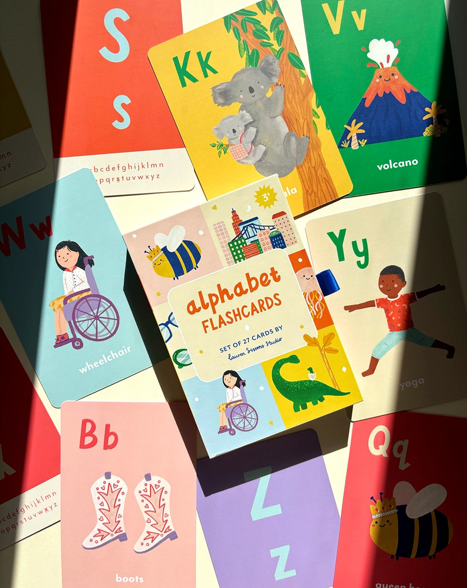 A-Z Illustrated Alphabet Flashcards image 3