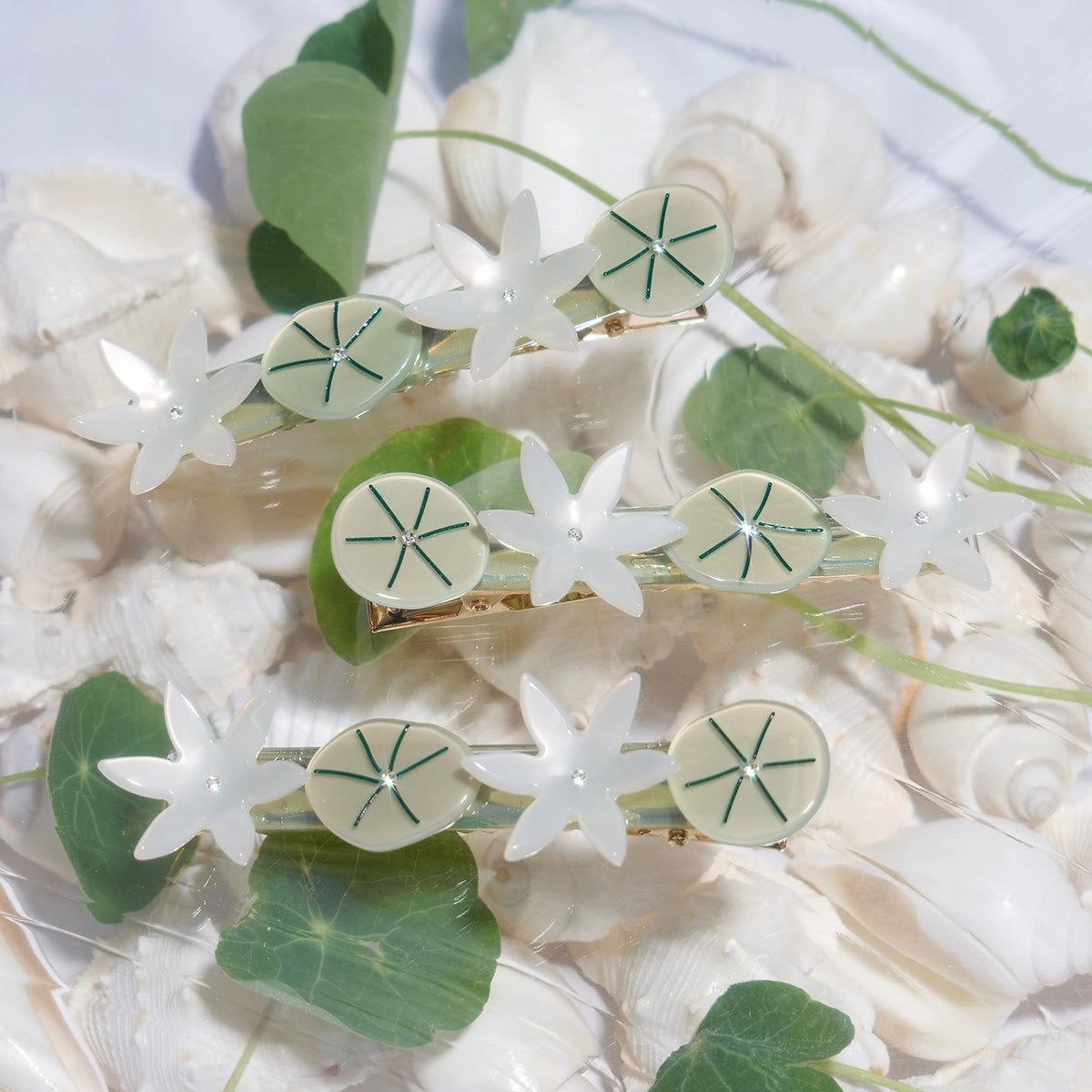 Nymphaea White Lotus Flowers Acetate Hair Clip