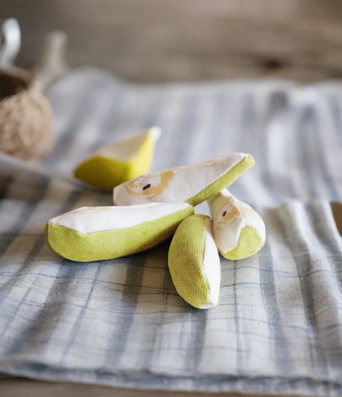 Pear (1pcs) | Pretend Play image 0