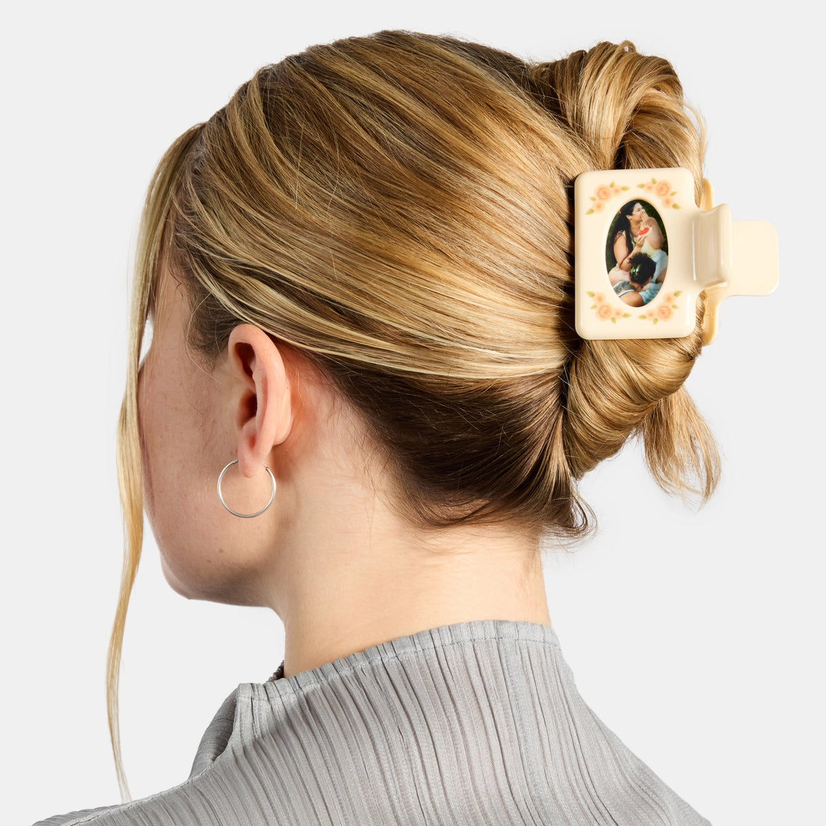 Frame Hair Claw in Rosette