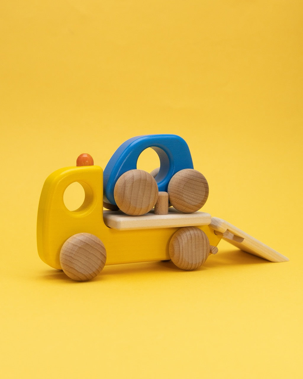 Wooden Breakdown Lorry