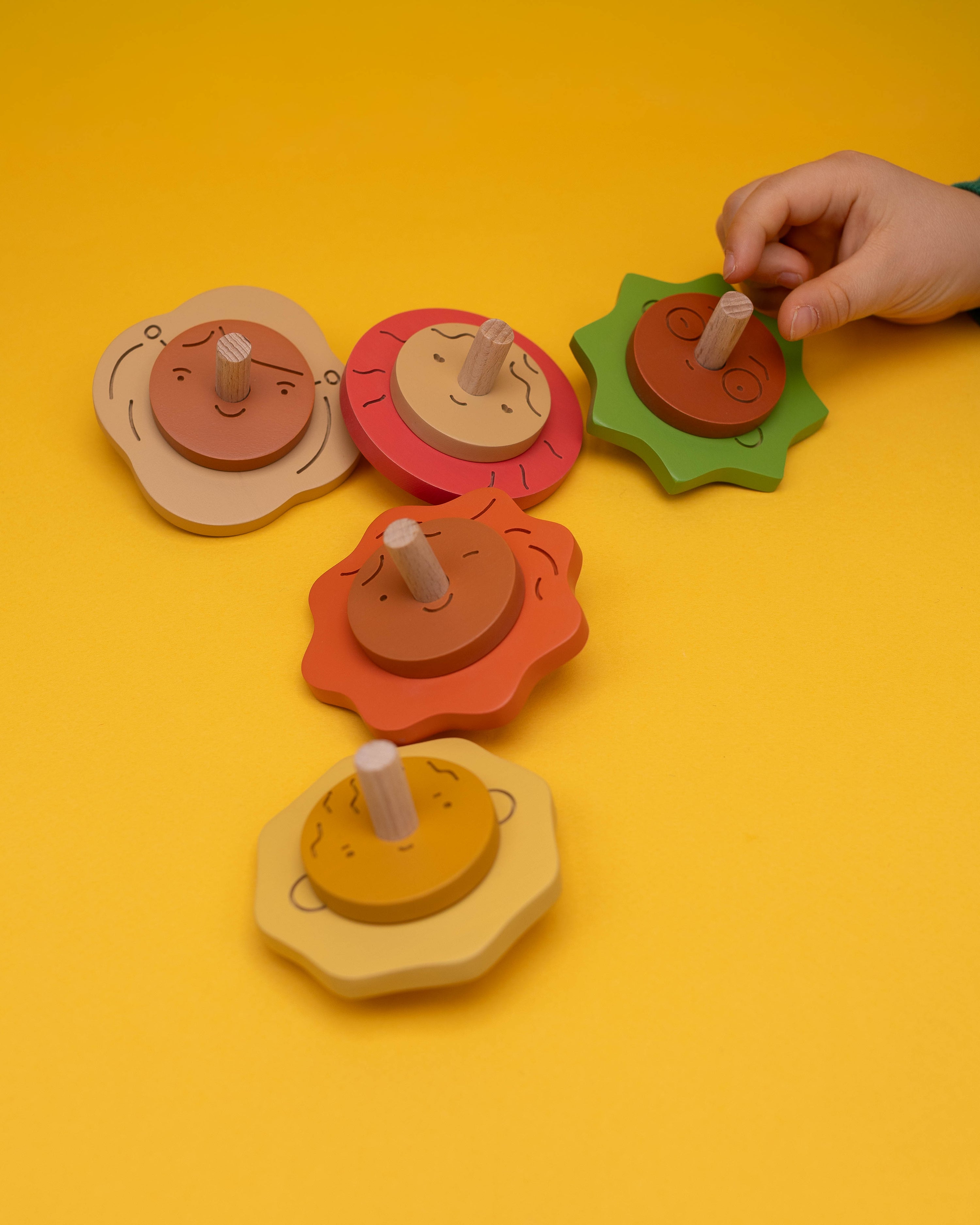 Wooden Spinning Top Glow