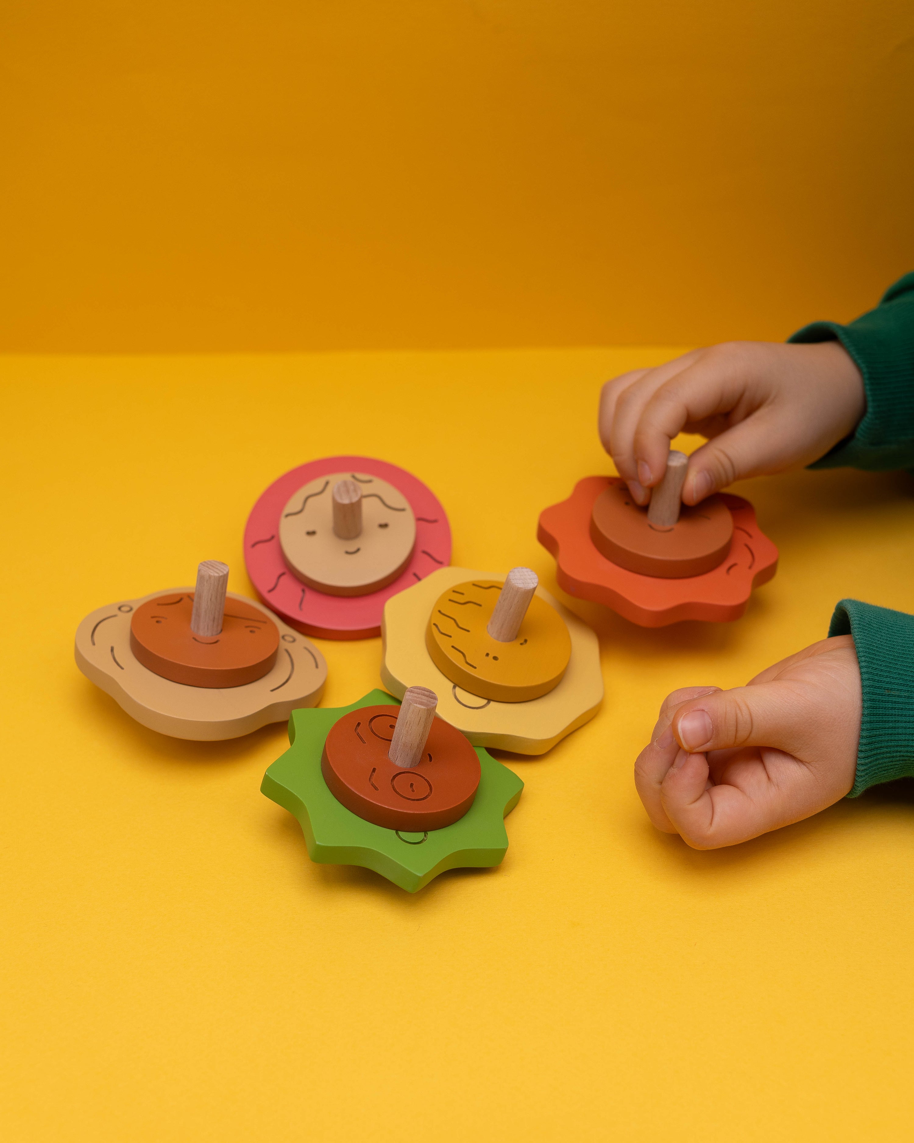Wooden Spinning Top Glow