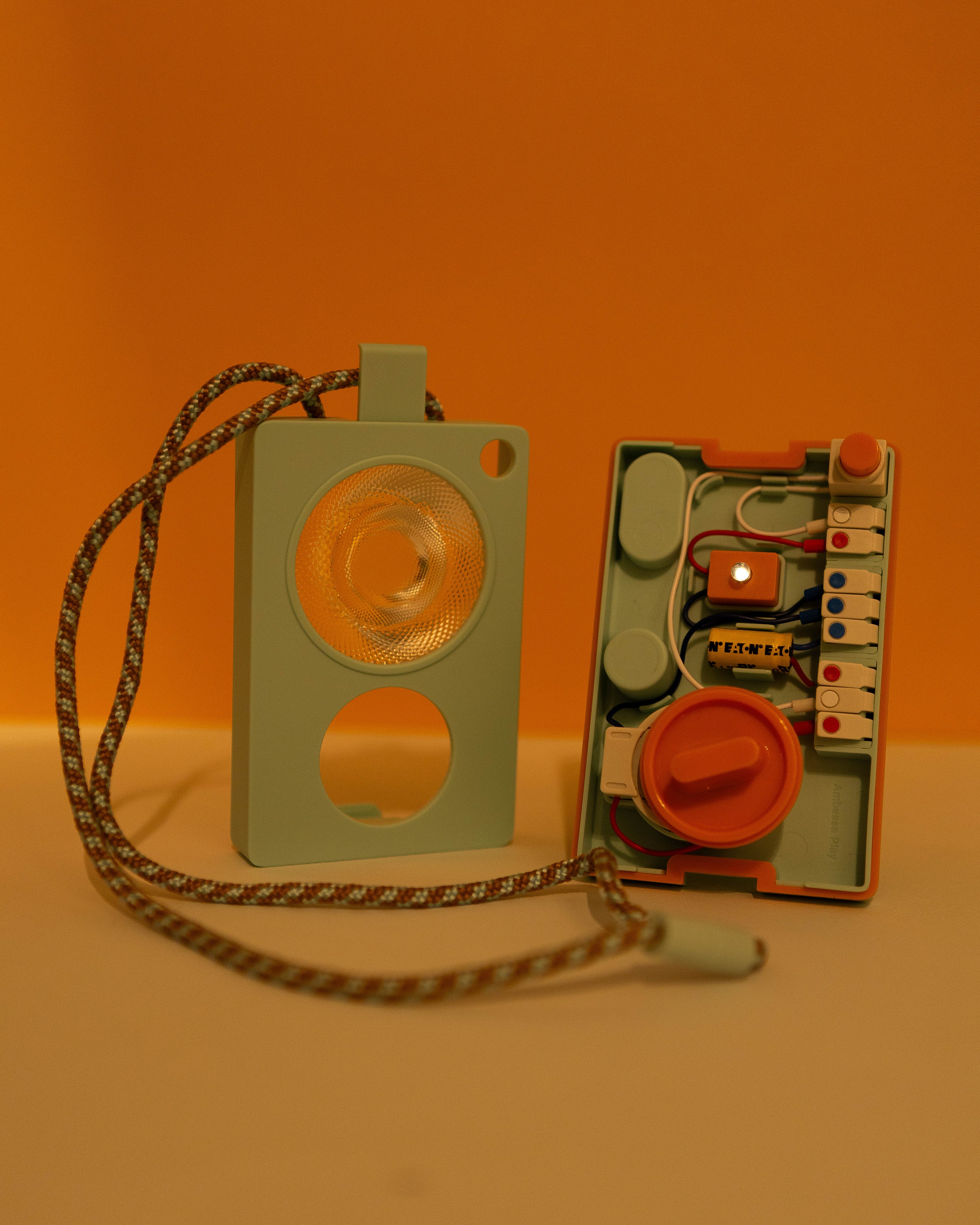 DIY Kinetic Flashlight Kit