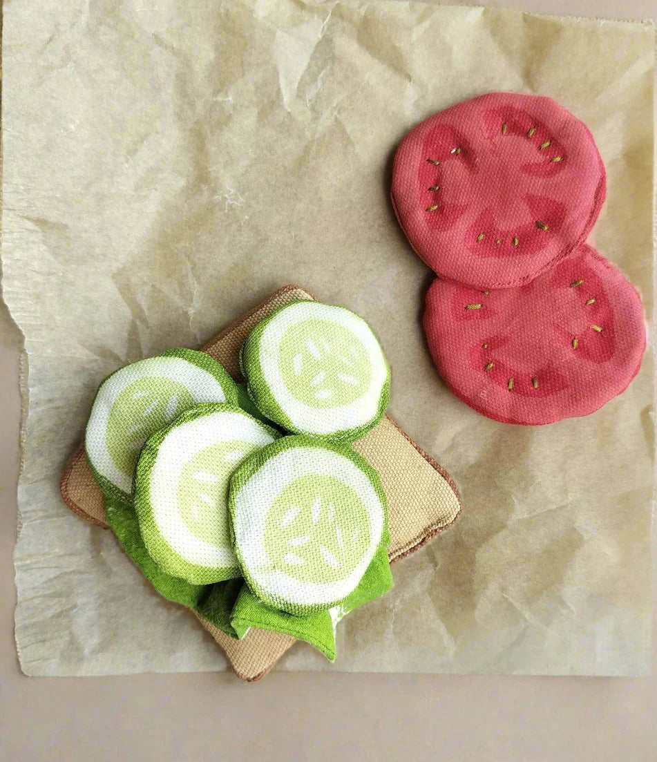 Cucumber (4 pcs) | Pretend Play image 1