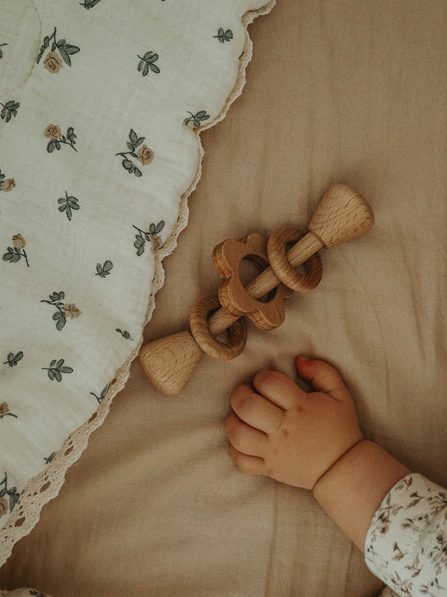 Wooden Rings and Flower rattle Natural