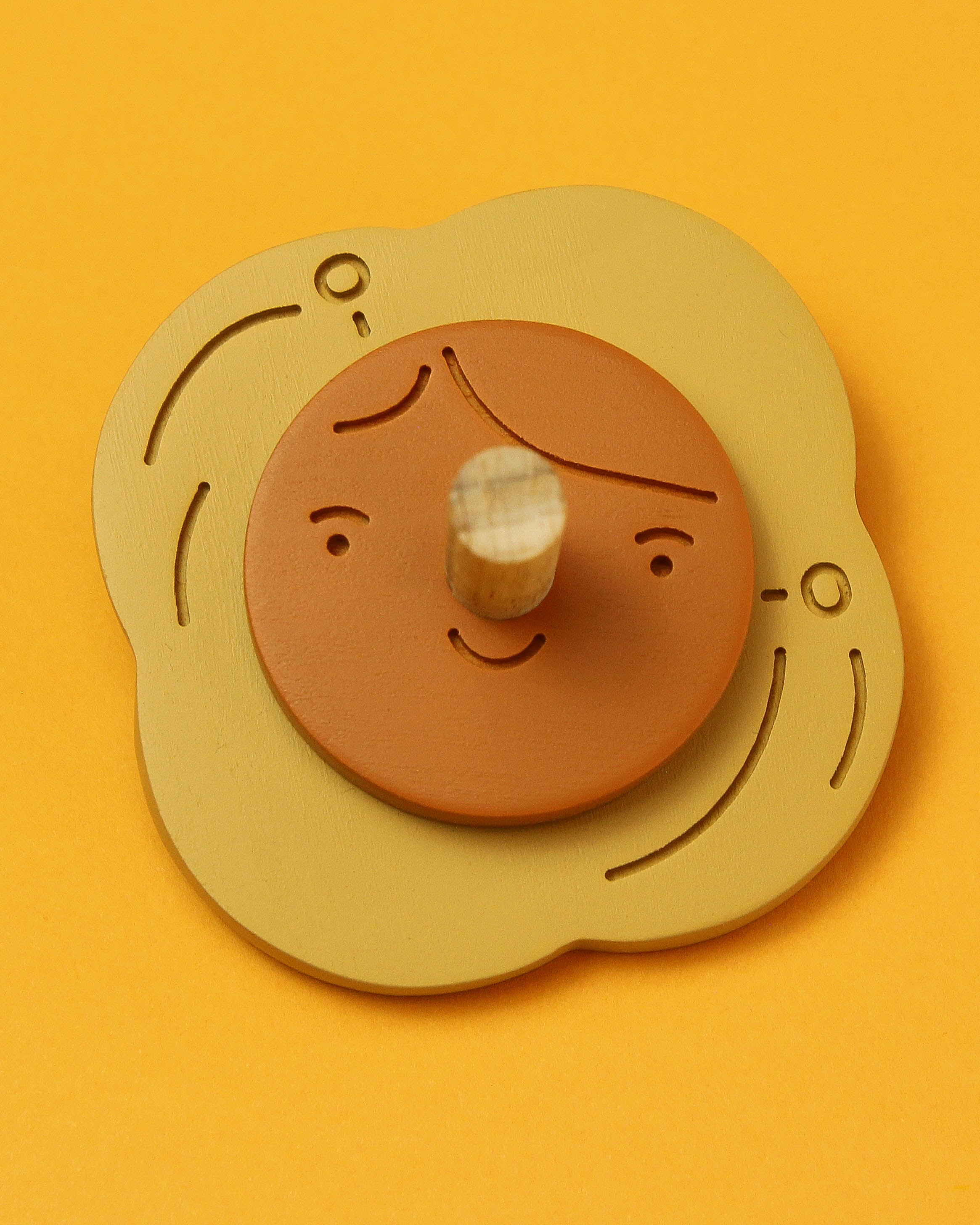 Wooden Spinning Top Breeze image 0