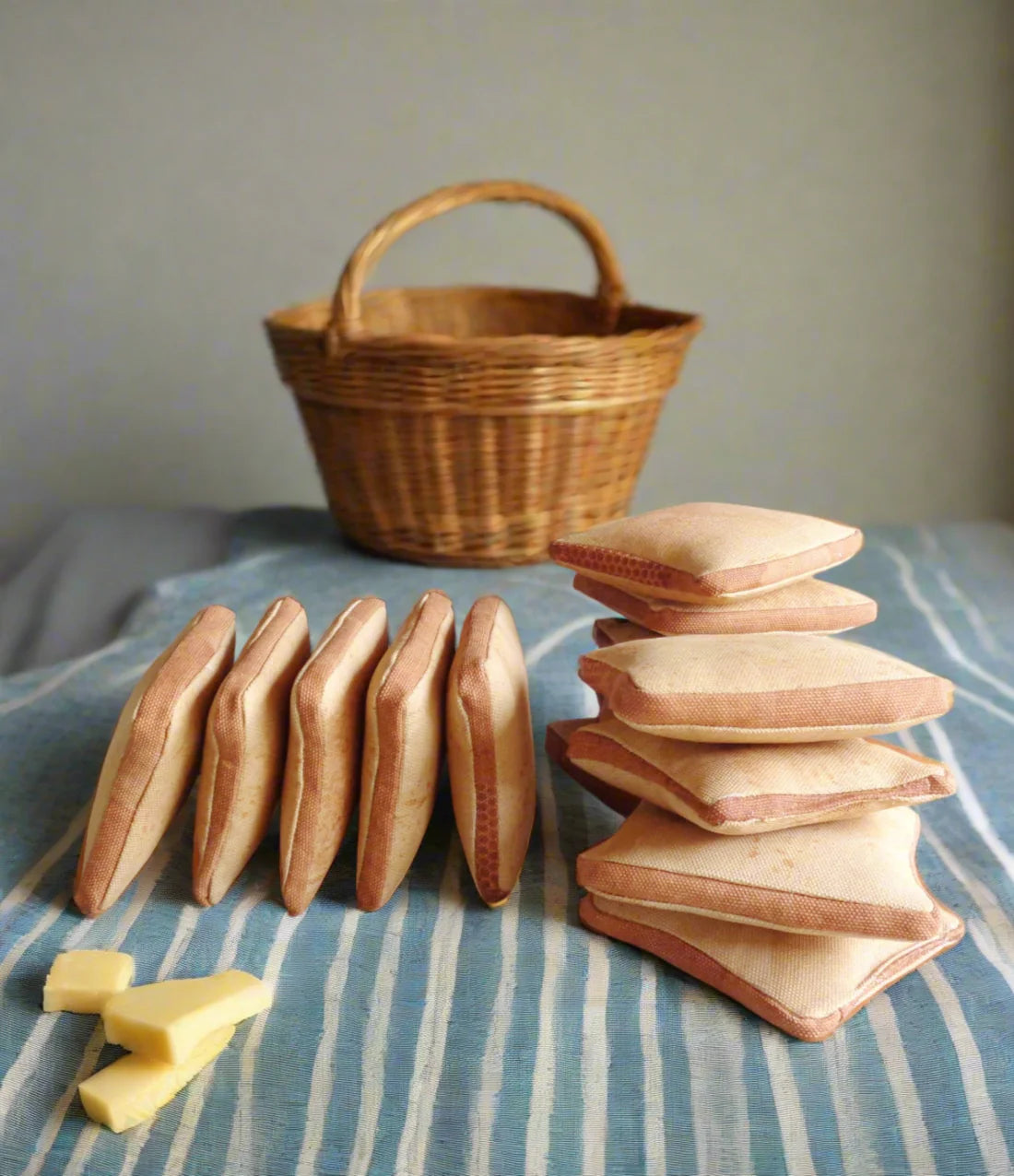 Toasted Bread (2pcs) | Pretend Play image 3